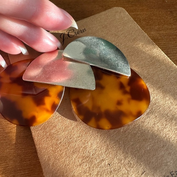 J CREW EARRINGS - Picture 3 of 3